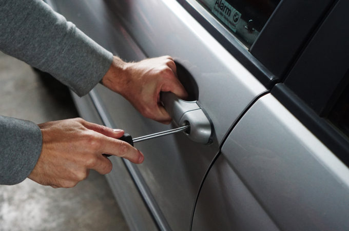 Best Tricks to Unlock Your Car If You Lost the Keys