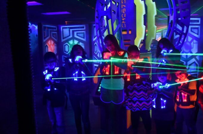 Top 6 Extraordinary Benefits of a Laser Tag Party