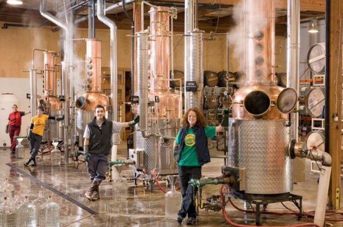 Craft Distilleries and the Advantages of Direct-to-Customer Sales