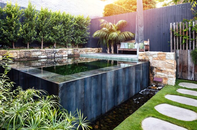 9 Basic Factors in Choosing the Right Swimming Pool for Your Home