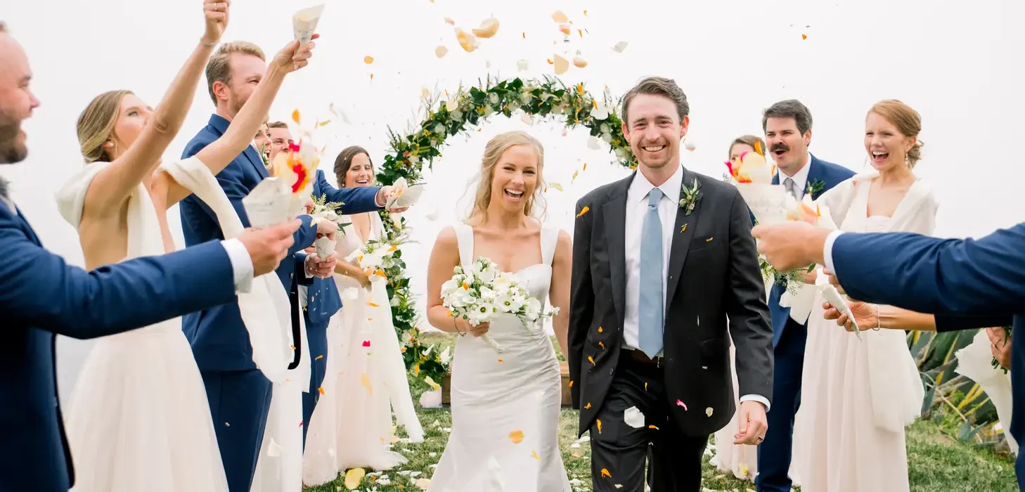 Easy Ways to Spice Up Your Wedding Photos