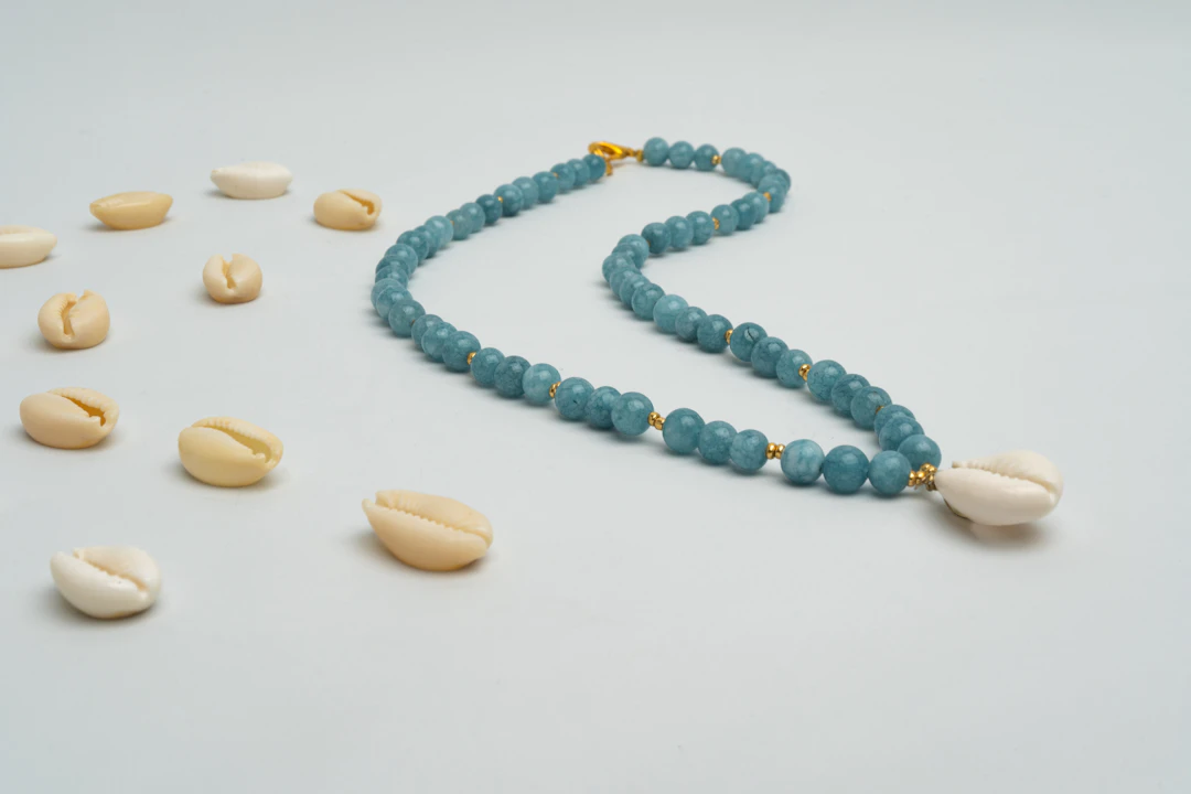 Aquamarine gemstone pendant necklace — the ocean-blue birthstone for Pisces women