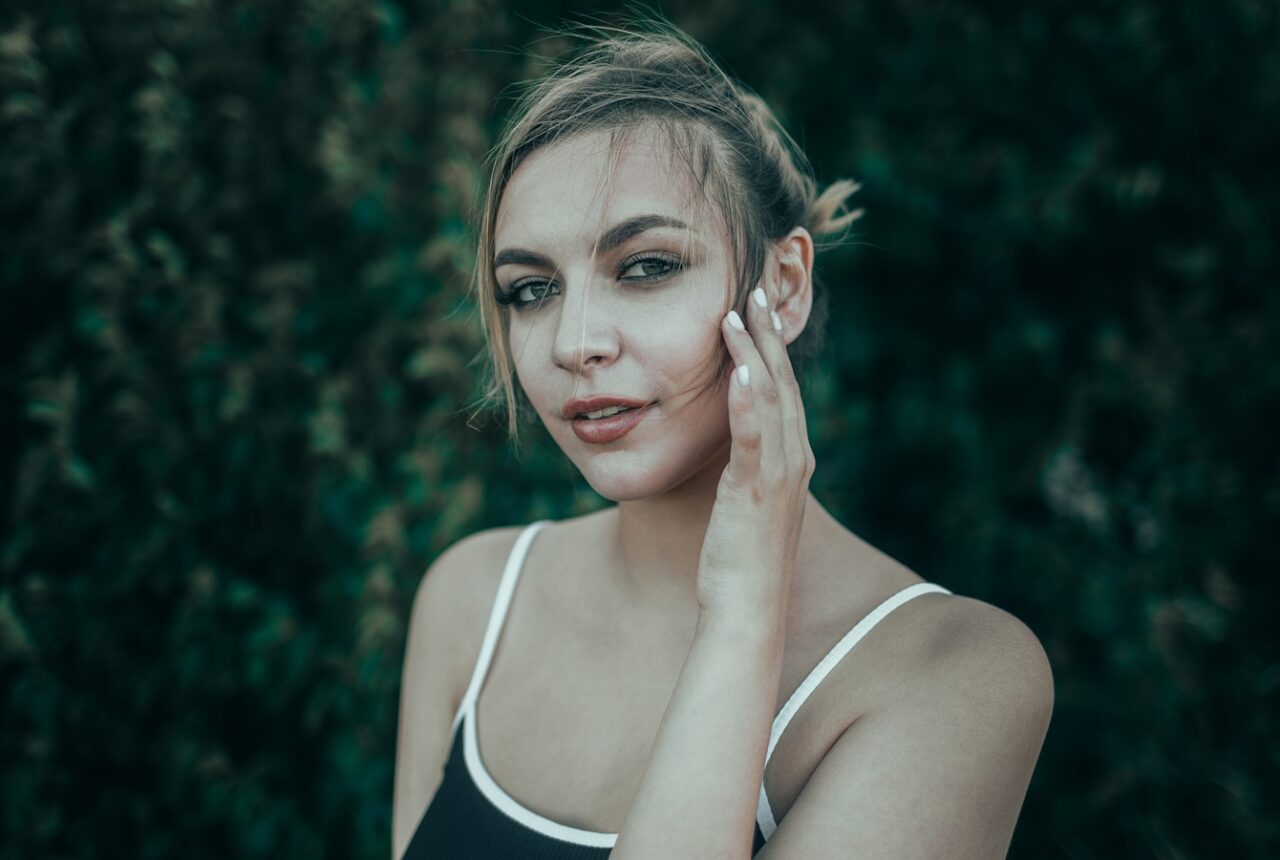 Best Moisturizer for Combination Skin: 5 Lightweight Formulas That Balance Without Greasing