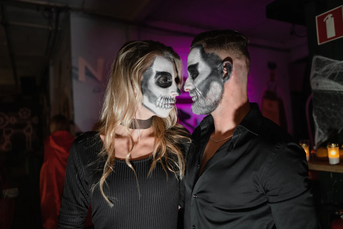Couple in a glamorous masquerade Halloween costume