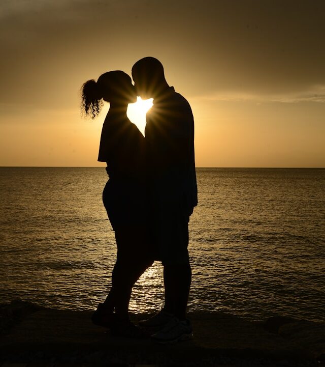 Leo Soulmate: Top 5 Zodiac Matches & Love Gemstones