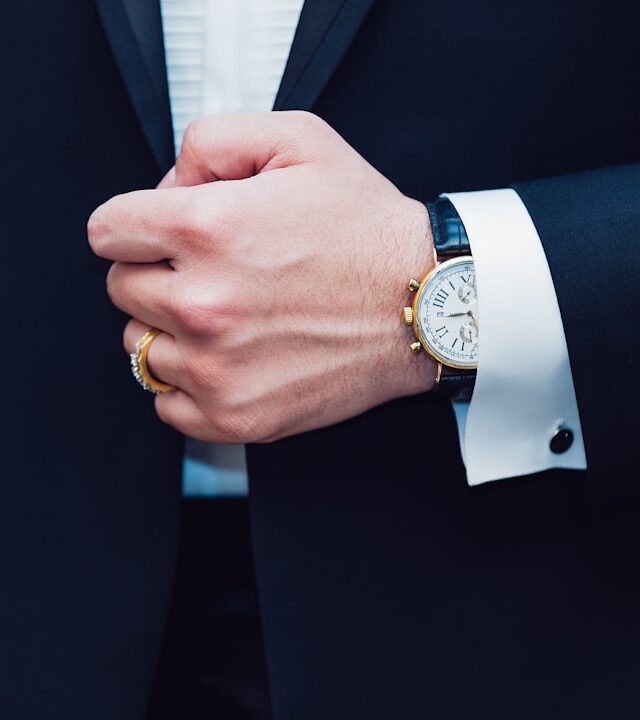 Luxury Wedding Gifts for Husbands