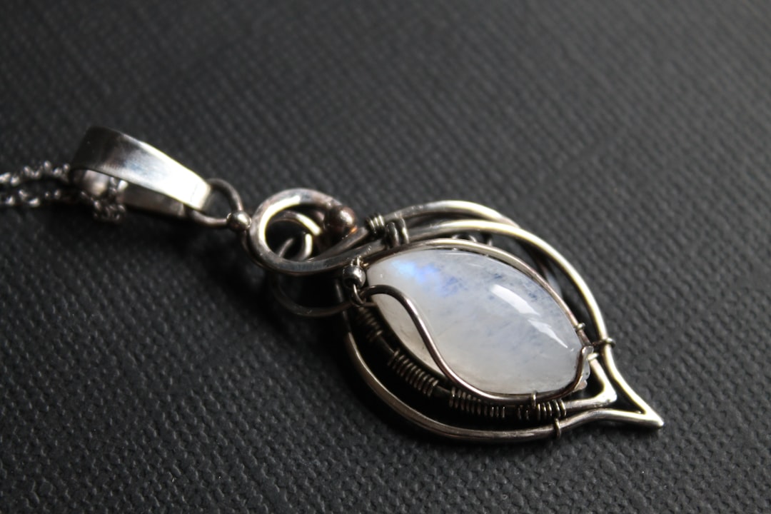 Moonstone pendant in a silver setting, a love gemstone for the Cancer zodiac sign