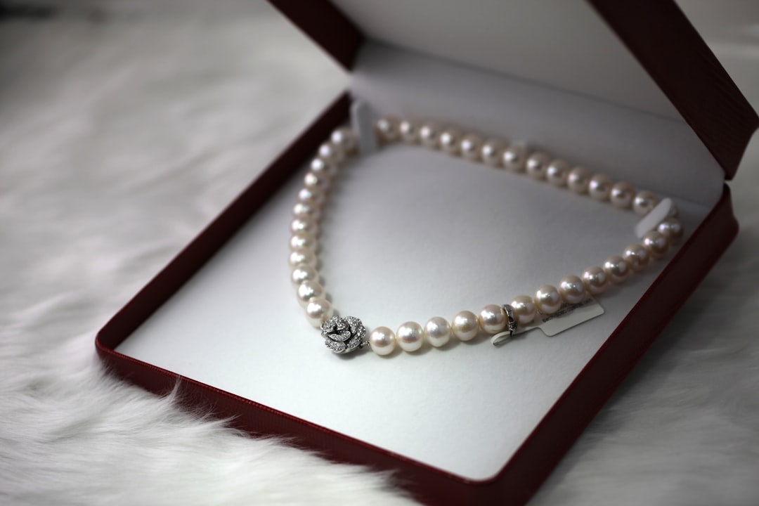 White pearl necklace presented in an elegant gift box for a 30th pearl anniversary