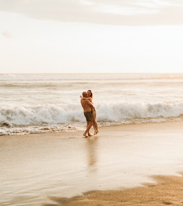 Pisces Soulmate: 5 Best Zodiac Matches & Love Gemstones