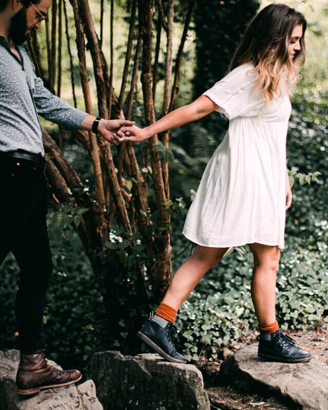 Virgo Soulmate: 5 Best Zodiac Matches & Love Gemstones