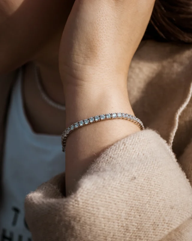 Diamond Tennis Bracelet: Carat, Cost and Fit Explained